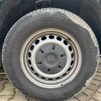 4 Michelin Agilis 235/65-16C