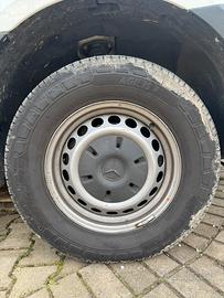 4 Michelin Agilis 235/65-16C