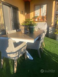 Tavolo da esterno