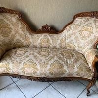 Elegante divano stile Luigi XVI