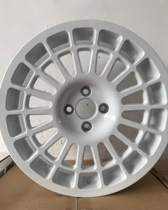 Cerchi in lega EVOCorse Montecarlo 7x17 Abarth 500