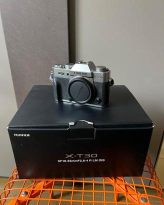 mirrorless XT-30 FUJIFILM corpo macchina