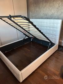 Letto contenitore matrimoniale