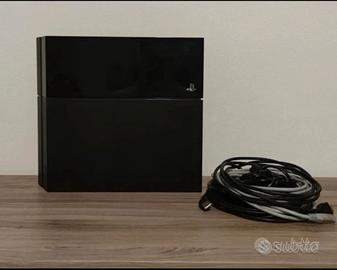 Playstation 4 + 2 controller