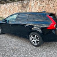 Volvo v60 D2