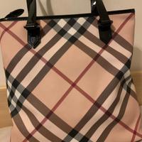 Borsa Barberry Shopper – Eleganza senza tempo