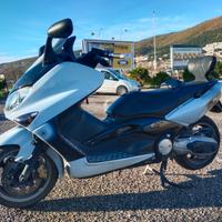 Yamaha Tmax