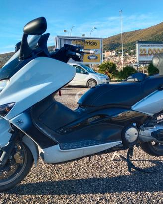 Yamaha Tmax
