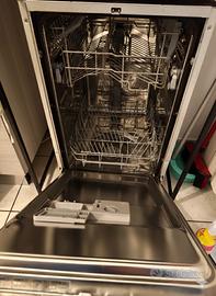 Lavastoviglie Smeg ST4106