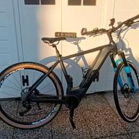 bici elettrica cube senza batteria 