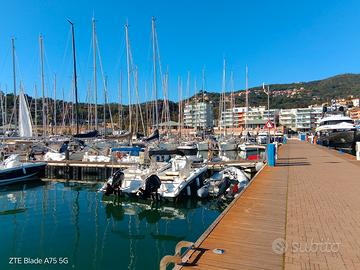 MARINA di VARAZZE - Aprile - ESTATE -