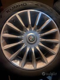 Cerchi e gomme originali alfa mito