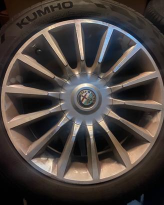 Cerchi e gomme originali alfa mito