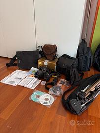 Nikon D3100 kit obiettivi, tripod, borse