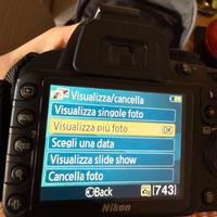 Macchina fotografica + 2 obbiettivi