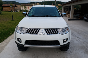 Mitsubishi L200 Double Cab 4X4 Hard Top