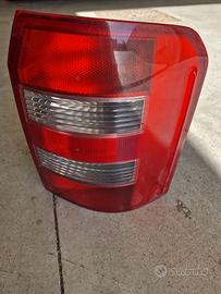 Fanale posteriore audi a2
