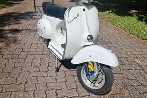 Vespa Primavera 125
