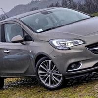 Opel corsa 2017 benzina ricambi