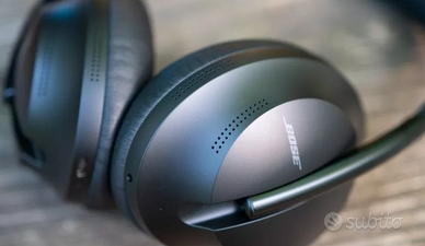 Bose Noise Cancelling Headphones 700