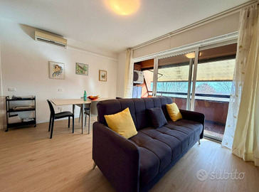 Divano letto mod. Santi in garanzia