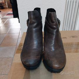 Scarpe marroni Bata numero 37