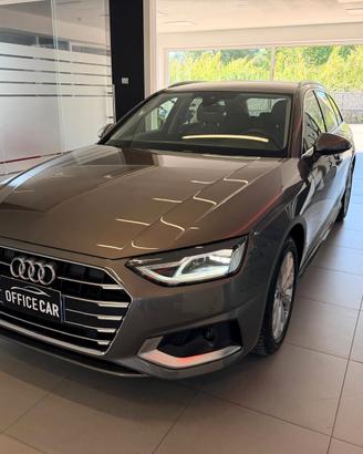 Audi A4 30 TDI/136 CV S tronic Business Advanced