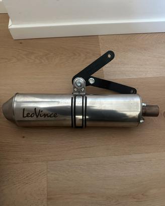 marmitta leo vince come nuova