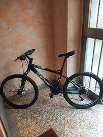 bici mtb btwin st 700