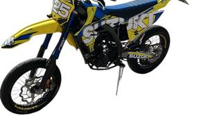 Valenti 125-Suzuki, graficata