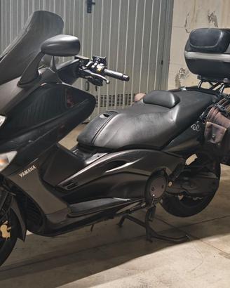 Yamaha T-Max 500 (Iniezione) - Super accessoriato.