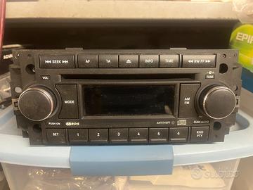 Autoradio  Chrysler P05064067AG