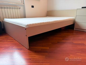 Letto Gursken Ikea con Materasso e doghe