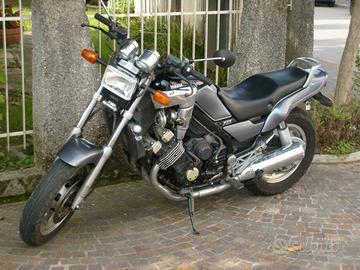 Yamaha FZX 750 - 1997