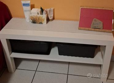 Mobiletto basso per soggiorno con ripiano