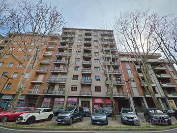 Appartamento di 137 m² con 5 locali a Torino