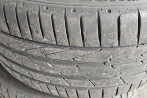 PNEUMATICI AUTO 215/60 R16 E 245/40/ R18