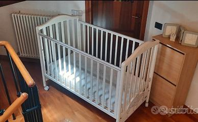 Articoli bambini MIX lettino, bici sedia pappa ecc