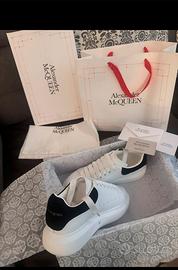 McQueen oversized  36 37 38 39 40whithe/blackpelle