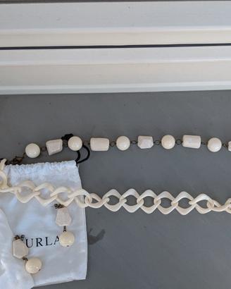 Collana e orecchini abbinati FURLA in resina beige