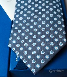 cravatta firmata E.Marinella