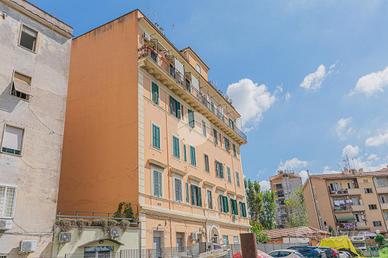 3 LOCALI A ROMA