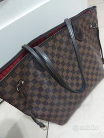 Borsa Louis Vuitton modello Neverfull
