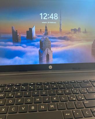 Laptop HP 250 G7