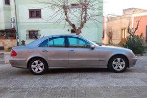Mercedes-Benz E270 CDI Avantgarde