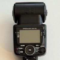 Flash Nikon Speedlight SB-700