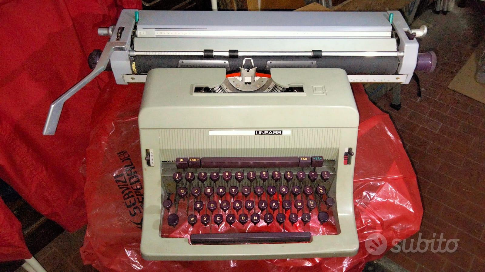 macchina da scrivere olivetti linea 88 - Collezionismo In vendita a Bologna