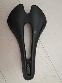 San Marco Aspide Short Open-Fit Carbon FX Narrow