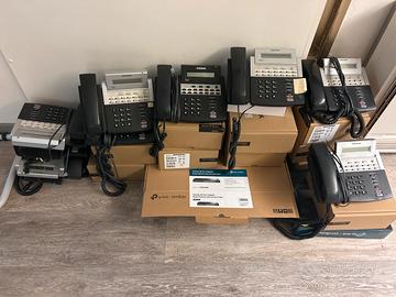 9 TELEFONI DA UFFICIO funzionanti