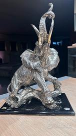 Scultura in argento elefante